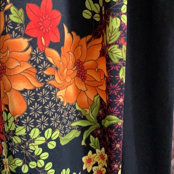 Slinky Brand Medium Cardigan - Picture 3 of 7